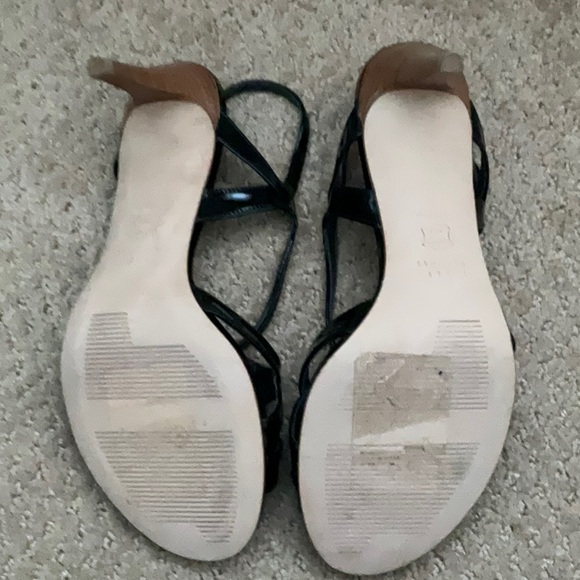 Stuart Weitzman Black Patent Stacked Heel Sandals Sz 7 - Picture 4 of 4